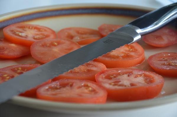 Gemakkelijk tomaten snijden