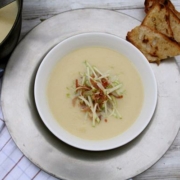 Knolseldersoep_met_parmaham_prei_en_appel